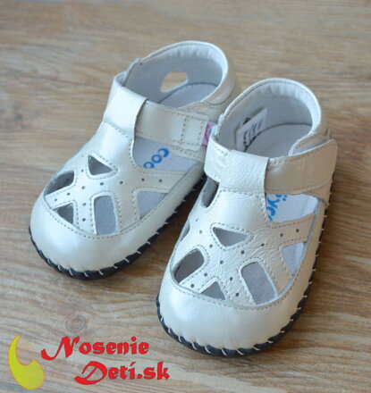 Barefoot dívčí sandálky Freycoo Baby Lesia Bílé