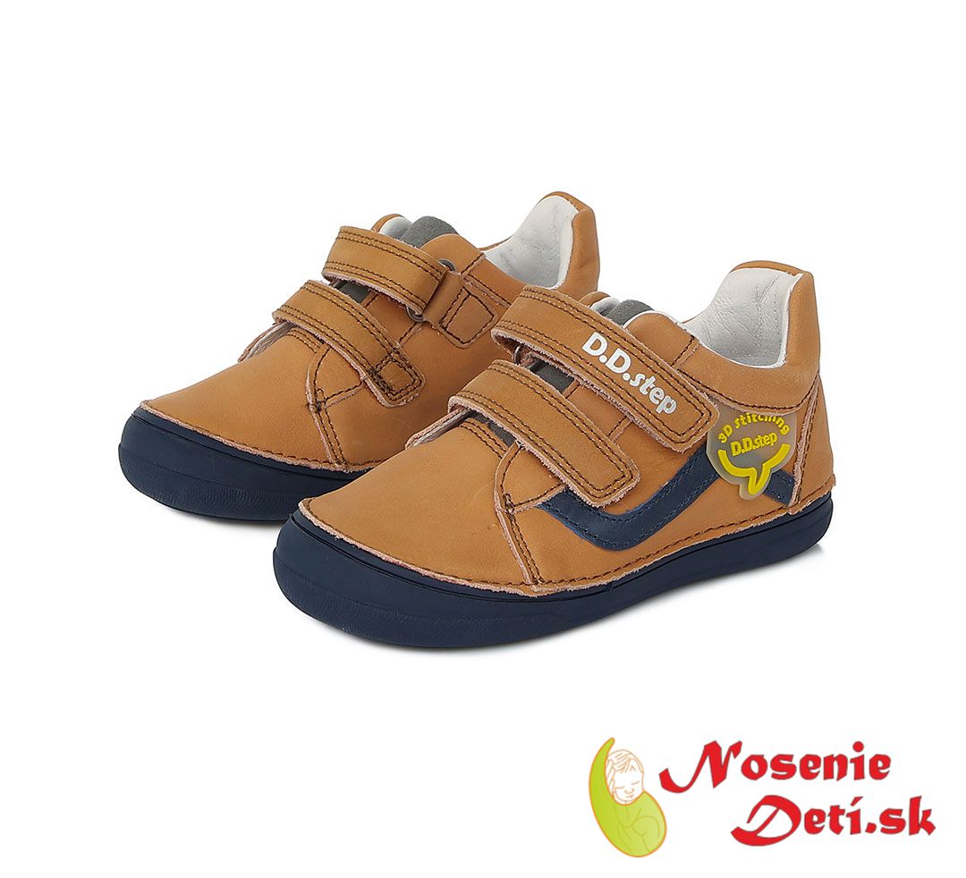 Dětská celoroční chlapecká obuv D.D. Step boty Světle hnědé 078-751