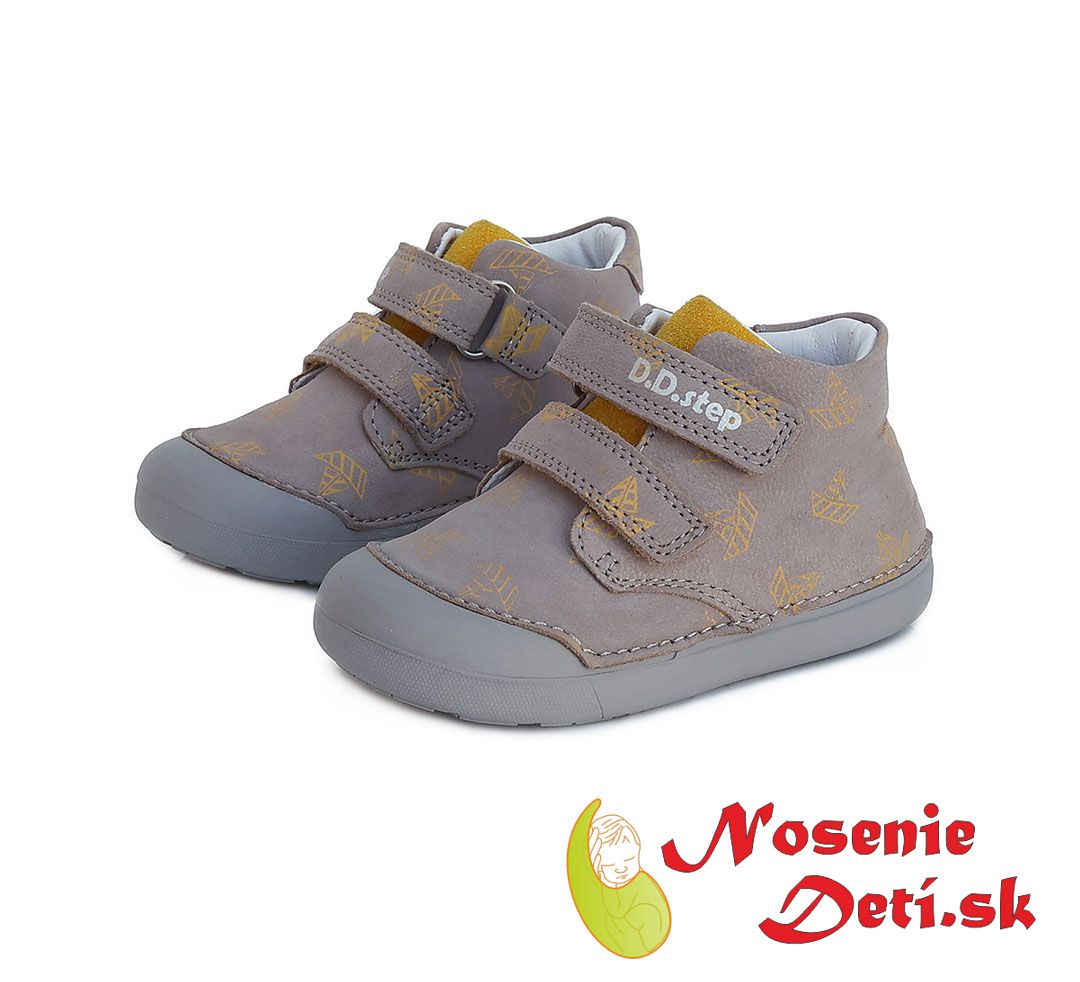 Chlapčenské jarné jesenné kožené členkové topánky DD Step Svetlohnedé Loďky 066-380A