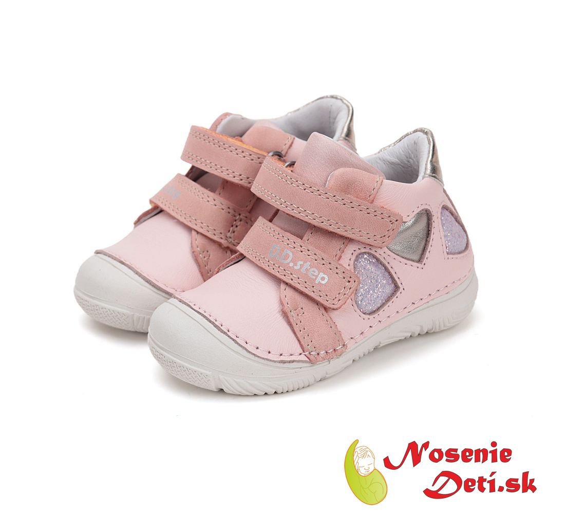 Dievčenské prechodné kožené topánky D.D. Step Baby Pink Srdiečka 082-51834A