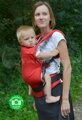 Detský nosič Liliputi Rouge červený - vyrábaný z biobavlny, možnosť nosenia detí od novorodencov až po batoľatá. 