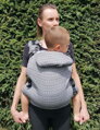 Detský ergonomický nosič Rischino XXL Premium Black and White Folklor Srdcká