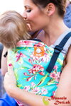 Tula Standard Bliss Bouquett detský ergonomický nosič na nosenie detí od 5 mesiacov do 2-3 rokov.