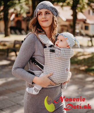 Rischino Flexi XCross White Little Hearts detský ergonomický nosič