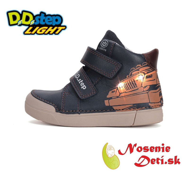 Chlapčenské blikajúce svietiace členkové topánky D. D. Step Royal Blue 068-52151A Chlapčenské blikajúce svietiace členkové topánky D. D. Step Royal Blue 068-52151A